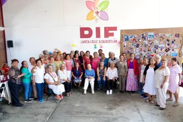Reconoce Xoxocotlán legado y aportación de las personas adultas mayores