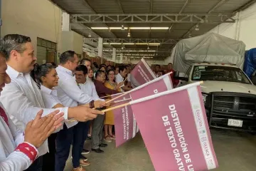 Inicia IEEPO distribución de seis millones 147 mil 125 libros de texto y materiales educativos gratuitos en Oaxaca