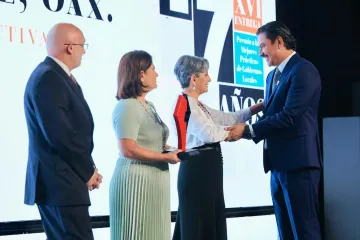 Ray Chagoya recibe Premio a las Mejores Prácticas de Gobiernos Locales por el programa Banco de Materiales