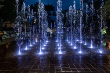 Las fuentes danzantes de el Paseo Juárez El Llano vuelven a tomar vida