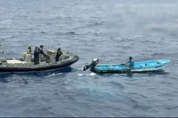 Marina rescata a pescador que se encontraba a la deriva al sur de Huatulco