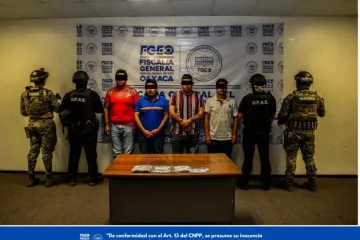Ejecutan 12 cateos en Zona Metropolitana, aseguran siete inmuebles y detienen a cuatro personas ligadas a ASAEO: Fiscalía de Oaxaca