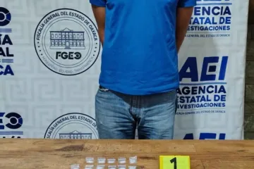 FGEO detiene en flagrancia a hombre con posesión de droga en el Valle de Etla