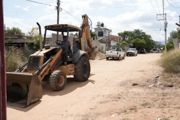 Inicia gobierno municipal dos nuevas pavimentaciones en Xoxocotlán