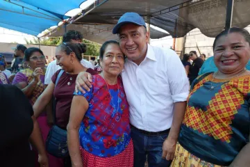 Nino Morales celebra obras que transforman la vida de sus paisanos istmeños