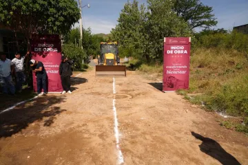 Inicia Nancy Benítez tres nuevas obras de pavimentación en Xoxocotlán