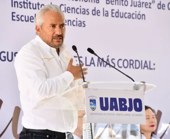 Docentes de la UABJO se actualizan en IA aplicada a la educación