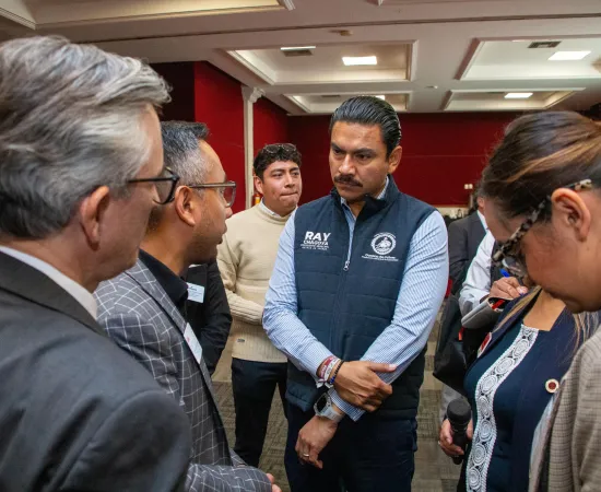 Ray Chagoya comparte visión de trabajo con el sector empresarial de Oaxaca de Juárez