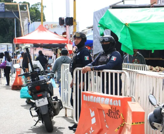 Brindan seguridad en la Central de Abasto durante la venta de juguetes