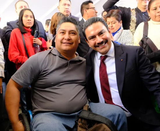Ray Chagoya trabaja en favor de los grupos prioritarios de Oaxaca de Juárez