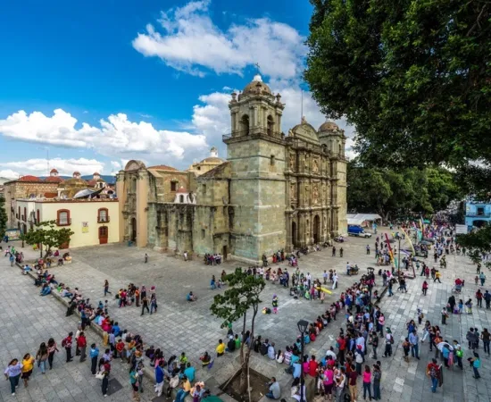 Reciben destinos turísticos de Oaxaca a más de 70 mil turistas en primer puente del año: Sectur