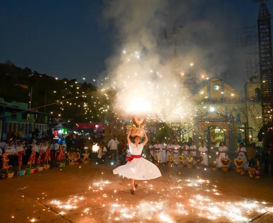 Todo listo para la Guelaguetza Serrana 2025