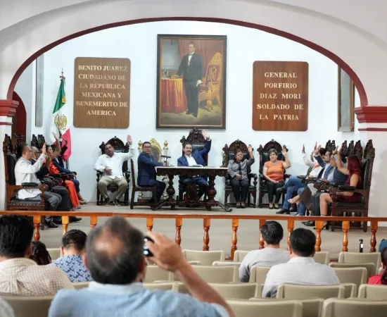 Cabildo de Oaxaca de Juárez aprueba puntos de acuerdo en beneficio de vecinas y vecinos