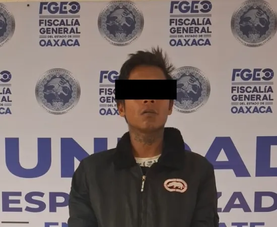 Detienen a sujeto por extorsión y asociación delictuosa cometido contra comerciantes en Valles Centrales