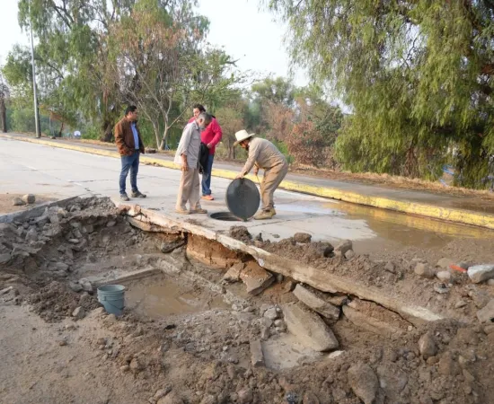 Repara Soapa red hidráulica afectada por hundimiento de tierra en riberas del río Atoyac