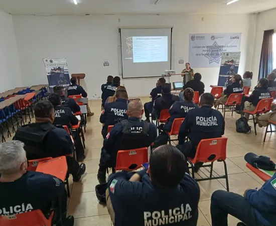Capacitan a personal de la Secretaría de Seguridad Vecinal sobre el manejo y separación de residuos sólidos urbanos