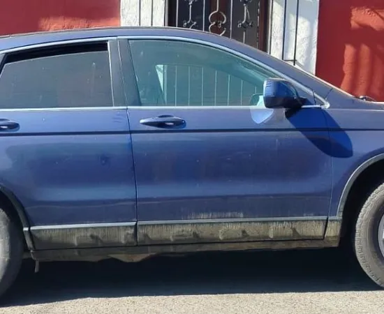 Policía Municipal asegura camioneta con reporte de robo activo