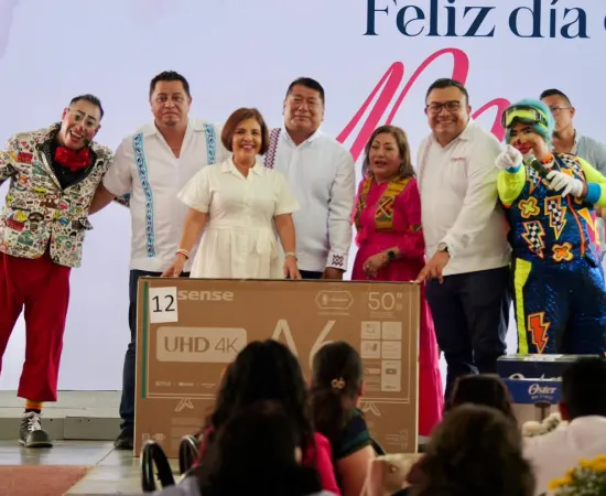Celebran a madres trabajadoras del IEEPO de Juchitlán