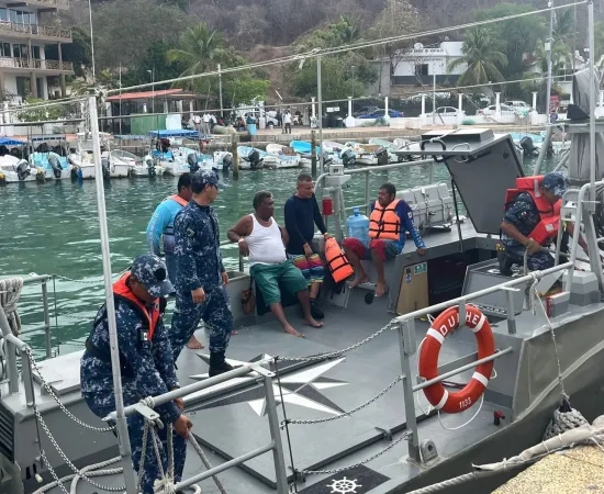 Localizan embarcación que realizaba pesca deportiva en Huatulco