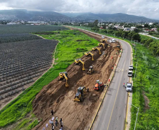 Nancy Benítez da banderazo a obra estratégica de vialidad en Xoxocotlán