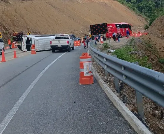 10 lesionados deja accidente sobre la Barranca Larga - Ventanilla