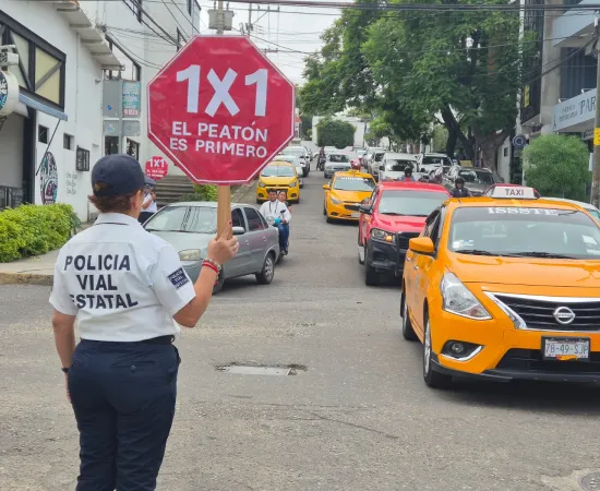 Refuerza Policía Vial Estatal el programa “1x1” para proteger a personas peatonas y con discapacidad