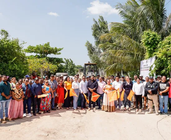 Gobierno juchiteco inicia ampliación del drenaje sanitario en la col. Alejandro Trejo