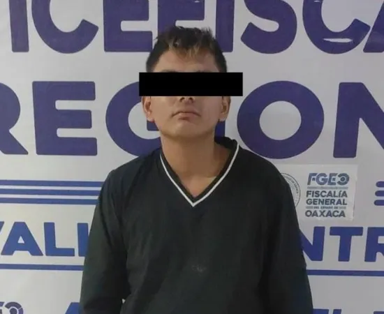 Vinculan a proceso a imputado por robo a tienda Oxxo en Santa Lucía del Camino