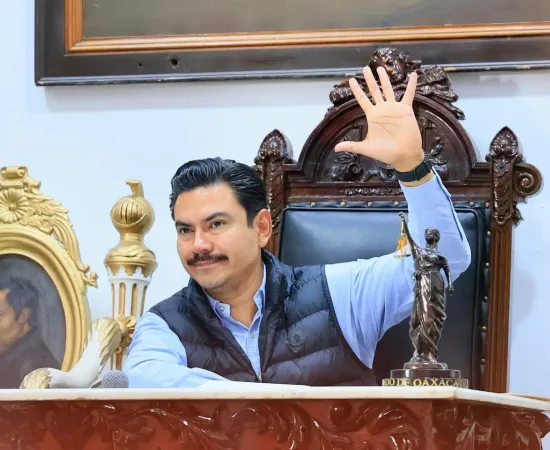 Ray Chagoya reconoce el esfuerzo del personal municipal durante la temporada de Día de Muertos