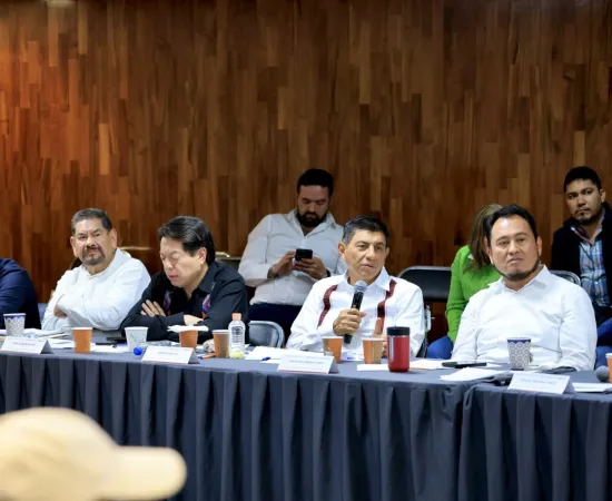 Alcanzan Gobierno de Oaxaca-SEP-Sección XXII acuerdos en beneficio de la niñez y del magisterio