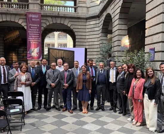 Presente UABJO en Primera Reunión Nacional de Universidades