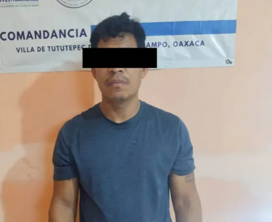 Lo detienen por agredir a su madre tras conflicto por un terreno en la Costa de Oaxaca