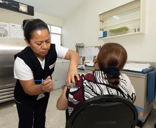 Lanza Xoxocotlán campaña de vacunación contra nueva variante de la influenza