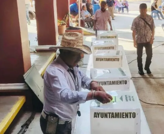 Concluye sin incidentes jornada dominical de elecciones por Sistemas Normativos Internos en Oaxaca