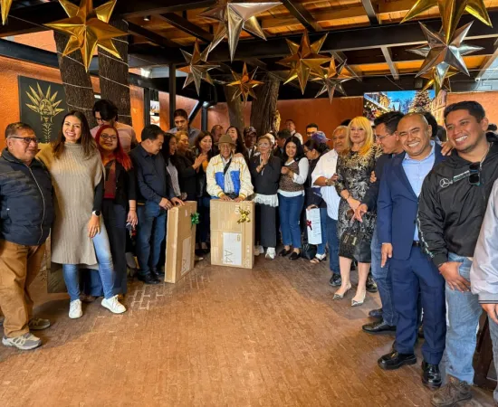 Legisladores del Congreso del Estado de Oaxaca y periodistas en ameno convivio