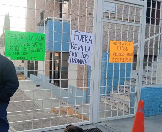 Toman oficinas de Infraestructura de la Secretaría de Salud