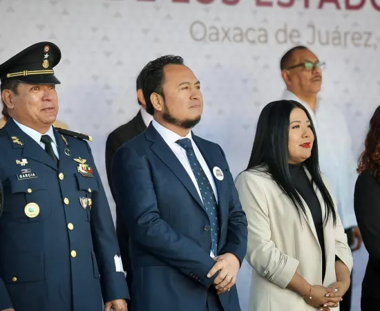 Director del IEEPO participó en acto cívico en conmemoración del 109 aniversario de Constitución Mexicana