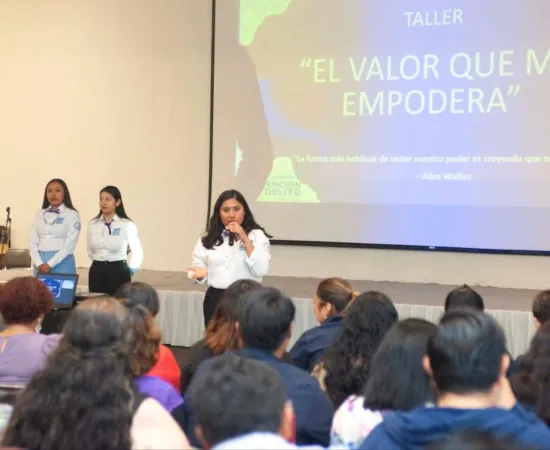 Conmemora IEEPO el Día Internacional de la Mujer con jornada "El Valor que se Empodera"