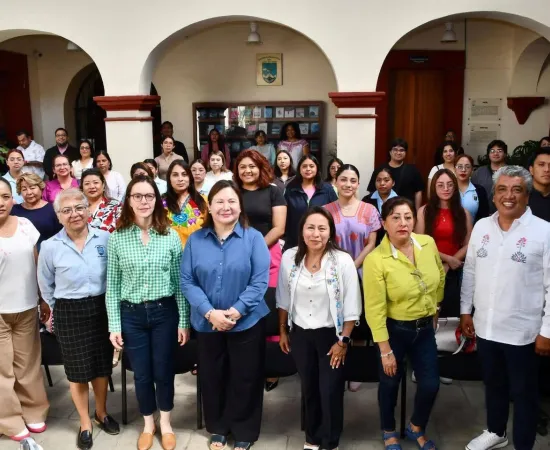 Universitarias visibilizan aportes de las mujeres a la sociedad
