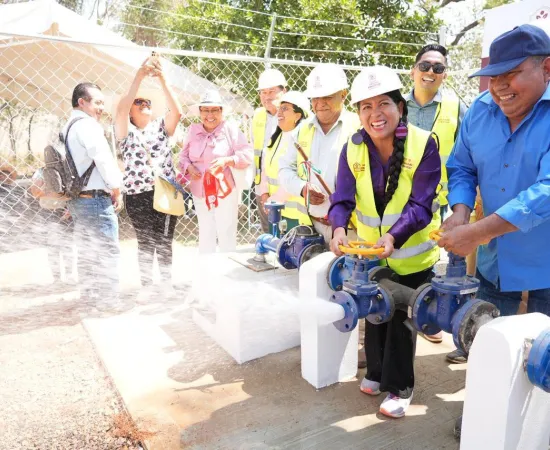 Más agua para Xoxocotlán; entrega Nancy Benítez pozo profundo en San Isidro Monjas