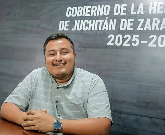 Gobierno juchiteco invita a jóvenes de Juchitán a sumarse al programa "Tarjeta Joven"