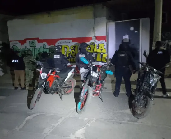 Catean domicilio en San Andrés Zautla y tres motocicletas con reporte de robo