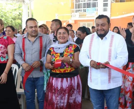 Inauguran Feria Nacional del Empleo para Mujeres 2026 en Juchitán de Zaragoza