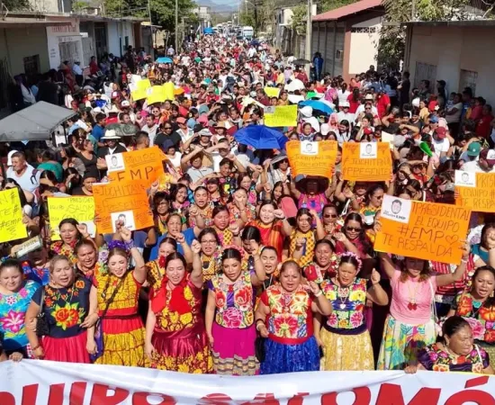 Reconocen labor de mujeres traductoras indígenas en Tehuantepec