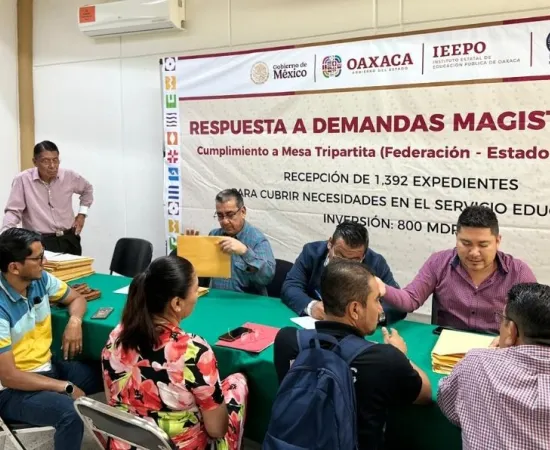 Avanza IEEPO en la integración de expedientes para plazas en el servicio educativo