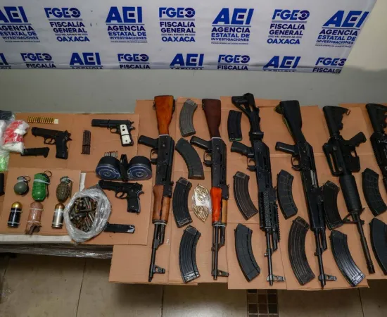 Capturan a objetivo prioritario y nuevo líder de célula criminal de Ocotlán, asegurando drogas, armas de alto poder, granadas y explosivos