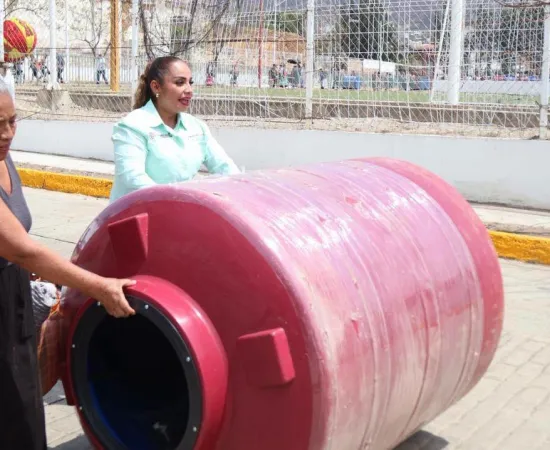 Vilma Cortés y Salomón Jara trabajan por garantizar el derecho al agua en  Oaxaca