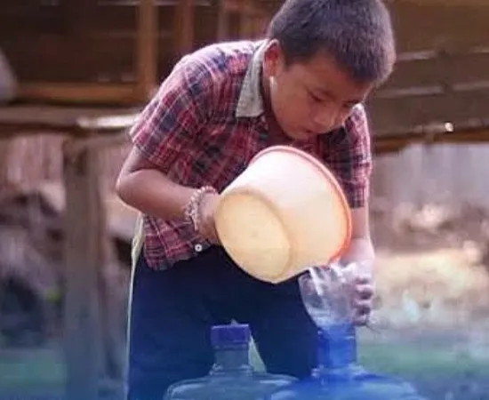 Expolición / Previsible escasez de agua /  Amado Sanmartín Hernández