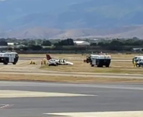 Un lesionado en aterrizaje de emergencia en el aeropuerto de Xoxocotlán
