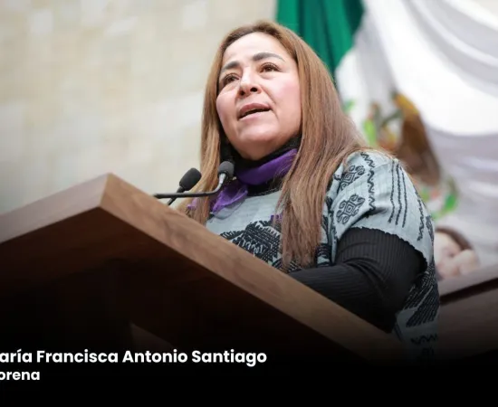 Presentan iniciativa para garantizar espacios exclusivos a mujeres en el transporte público